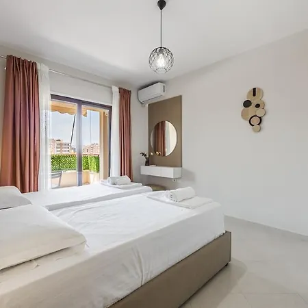 Ivory Rose * Vlorë